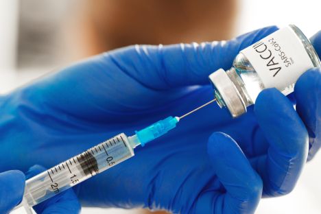 Atak na producenta szczepionek na Covid-19