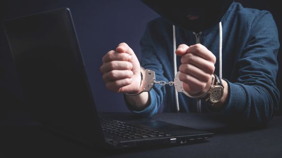 Akt oskarżenia przeciwko hakerowi REvil złapanemu w Polsce