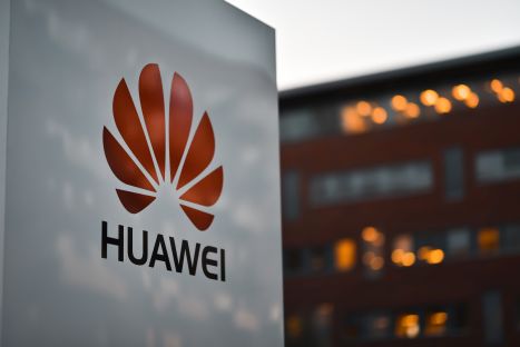 Huawei: sprzedaż  spadła o 29 proc. w 2021 r.
