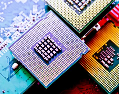 Intel i AMD wstrzymują dostawy czipów do Rosji
