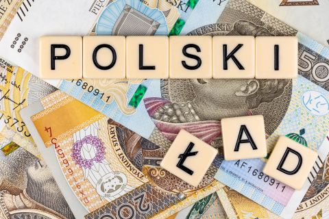 Polski Ład: nowe stawki wynagrodzeń po zmianach