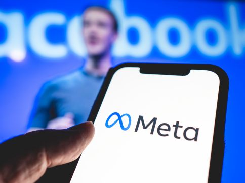 Pierwszy w historii spadek sprzedaży Meta (Facebook)