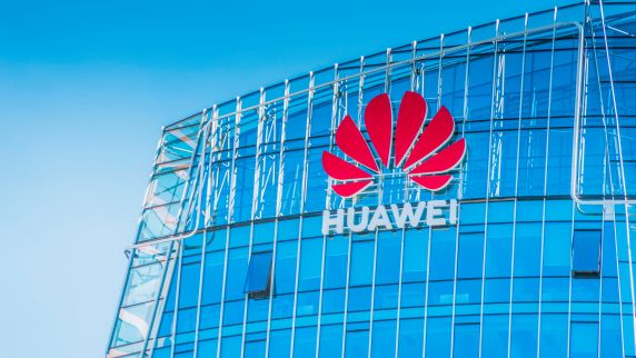 Huawei: pierwszy wzrost sprzedaży od 2 lat