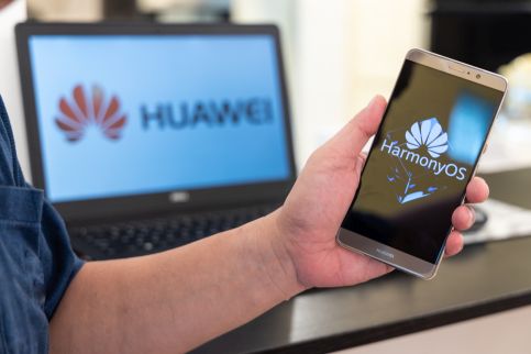 Huawei wstrzymuje dostawy do Rosji
