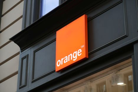 Orange: wyhamowanie wzrostu usług IT i integracyjnych