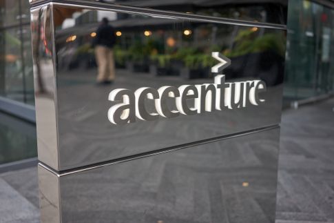 Accenture zwolni 19 tys. osób
