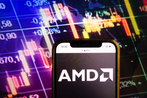 139 mln dol. straty AMD