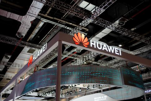 Huawei zbuduje swoją pierwszą fabrykę w Europie