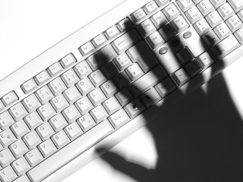 Akcja przeciw cyberprzestępcom w Polsce – NASK przejmuje niebezpieczne domeny