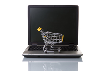 E-handel: oglądają w sklepach, kupują online
