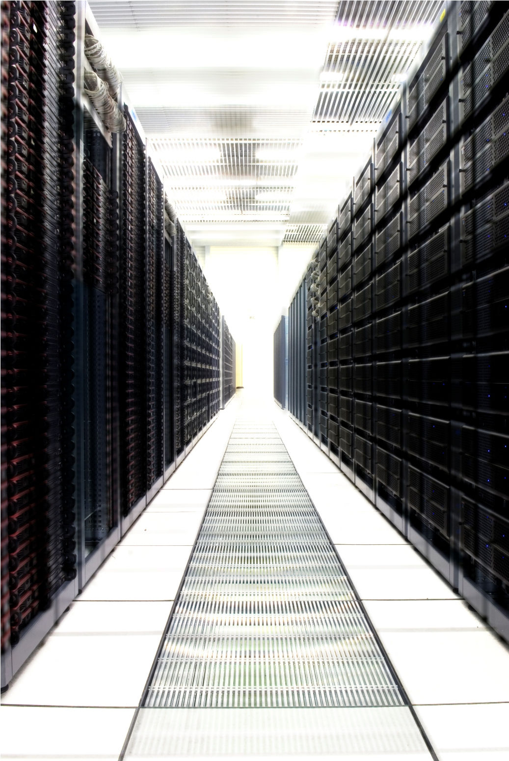 Action: rekordowa dostawa serwerów dla CERN