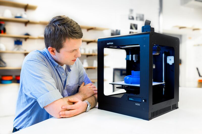 Biurkowe drukarki 3D napędzają wzrost rynku