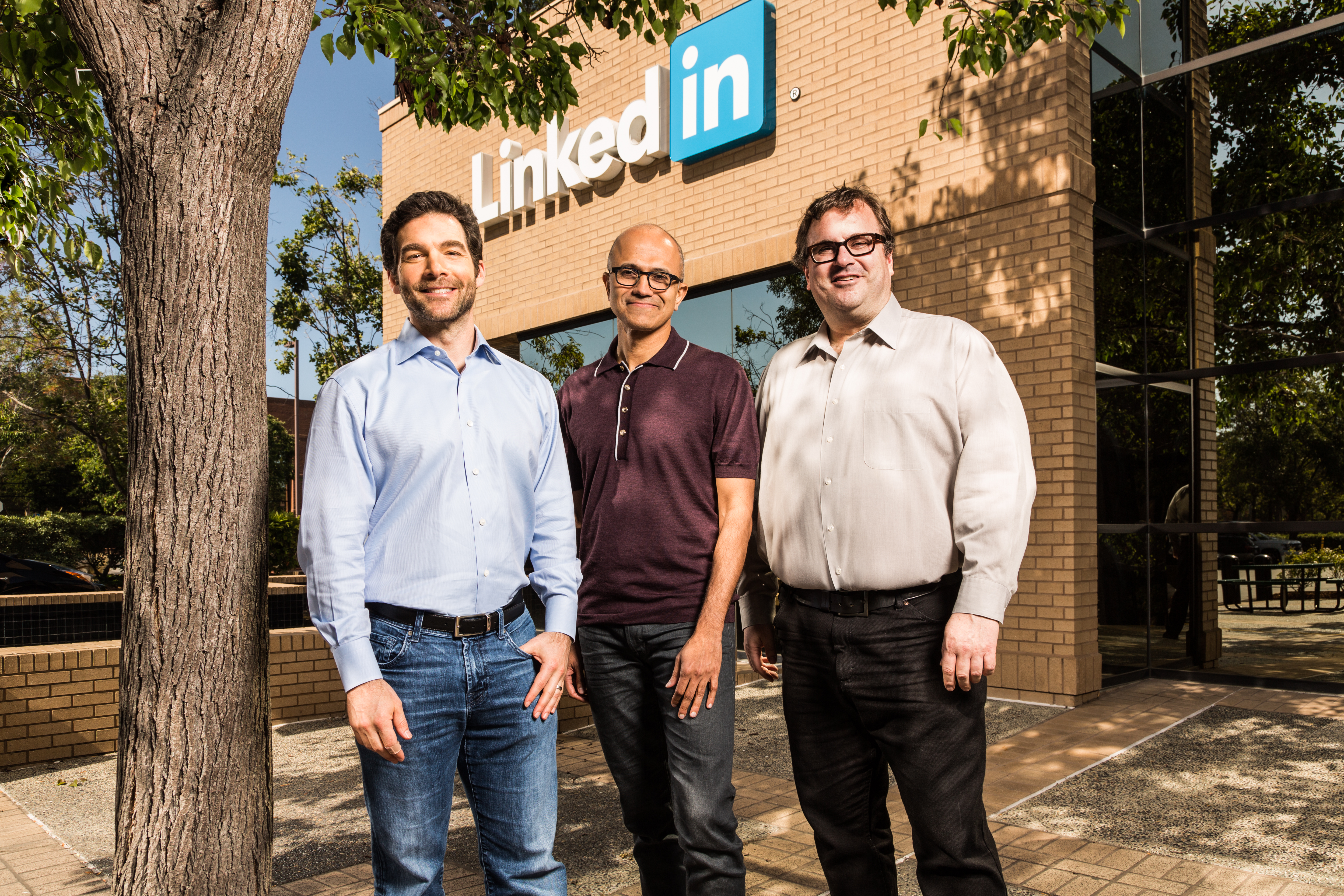 Jak Microsoft zarobi na LinkedIn