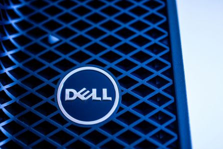 Dell zamraża płace i zatrudnienie