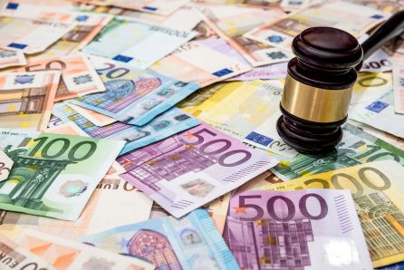 Sąd darował Apple 13 mld euro